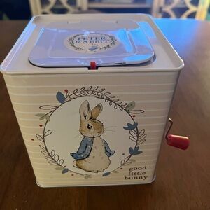 Peter Rabbit Tin Box with Crank 2016